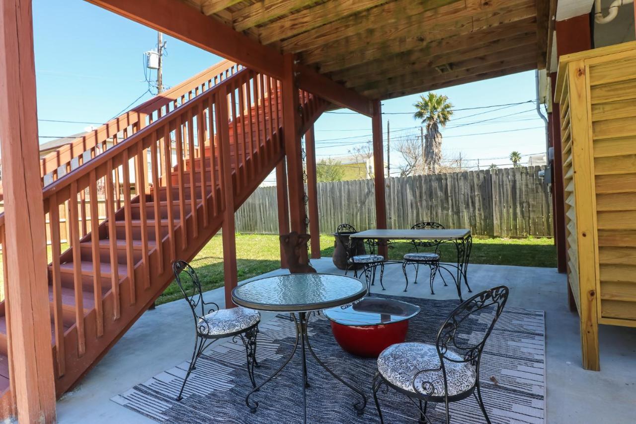 גלווסטון Perfect Location Spacious Yard Coffee Bar At This Lovely Beach Home מראה חיצוני תמונה